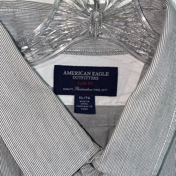 American Eagle Slim Fit XL EUC - Picture 2 of 3